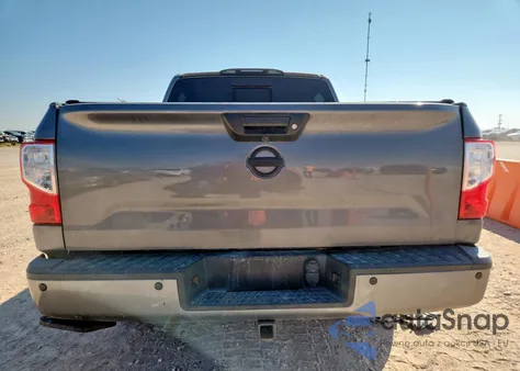 2019 Nissan Titan Platinum Reserve z USA, uszkodzony, nr VIN 1N6AA1E67KN529291